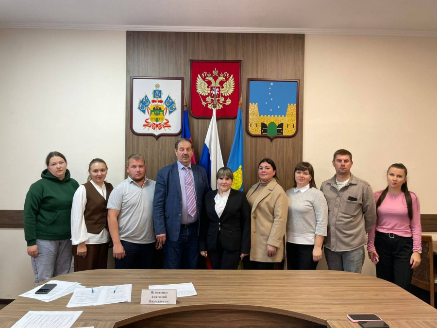 СОВЕТ МОЛОДЫХ ДЕПУТАТОВ ПРОВЕЛ ОТЧЕТНОЕ СОБРАНИЕ