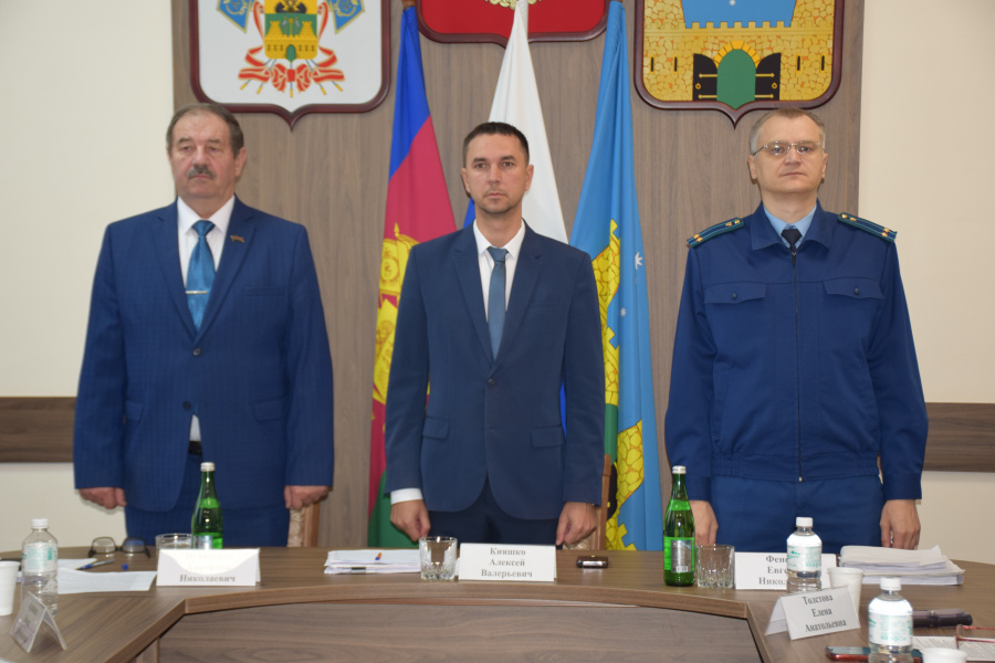 29 октября состоялась внеочередная 2 сессия Совета муниципального образования Староминский муниципальный район Краснодарского края