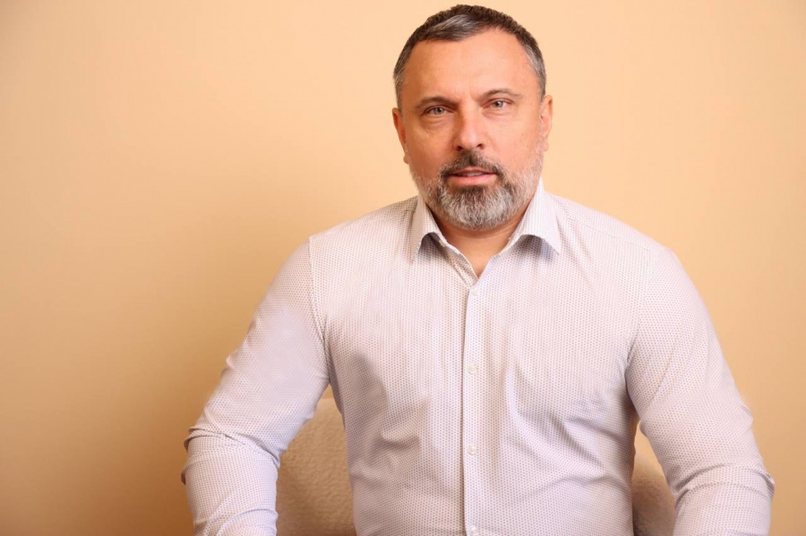 Депутат Государственной думы Дмитрий Лоцманов поздравляет со светлым праздником Воскресения Христова - Святой Пасхой!