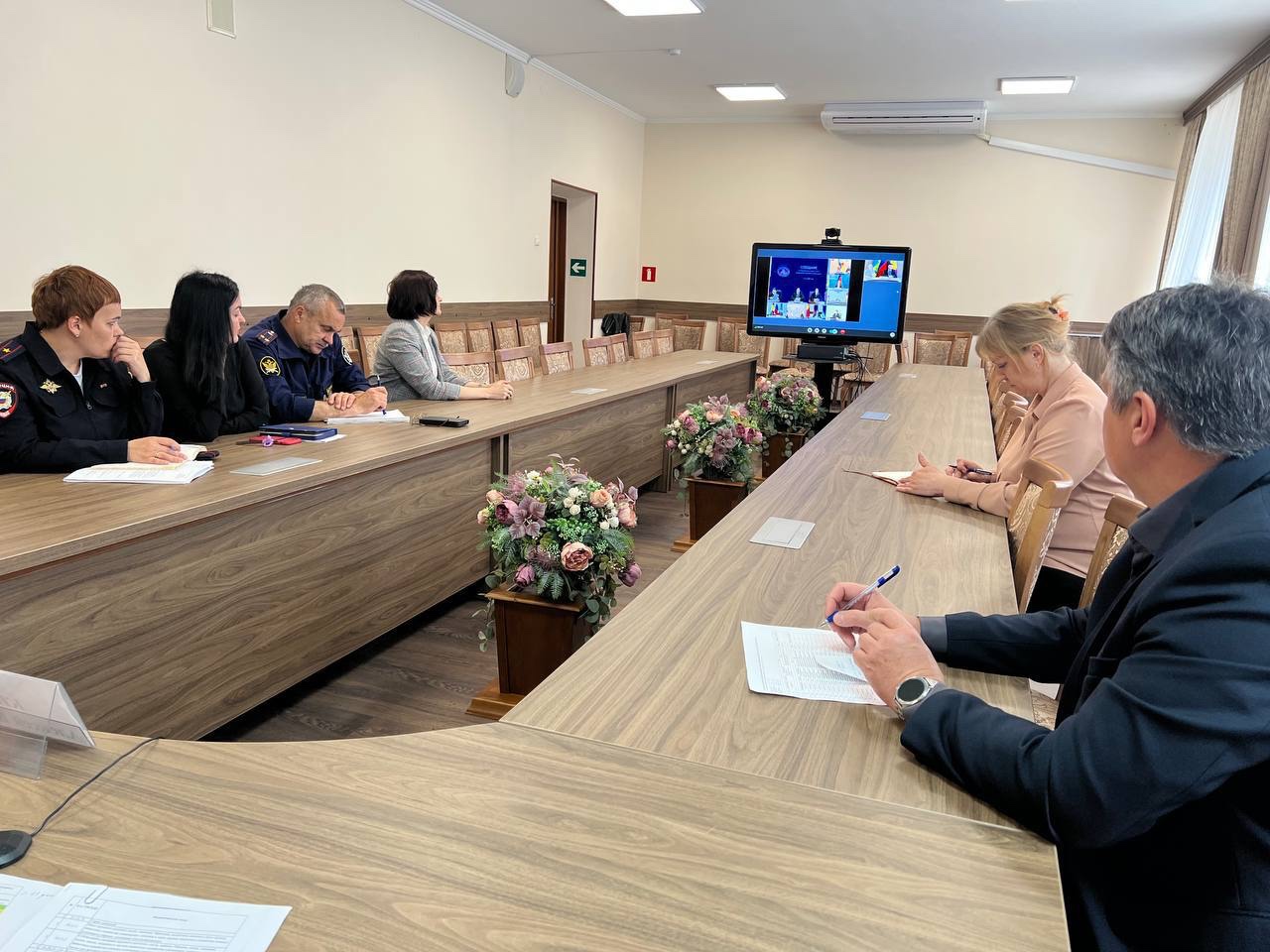 Состоялось краевое расширенное планерное совещание в режиме видеоконференцсвязи по вопросу взаимодействия избирательных комиссий с территориальными органами власти и местными администрациями при регистрации (учете) избирателей, участников референдума