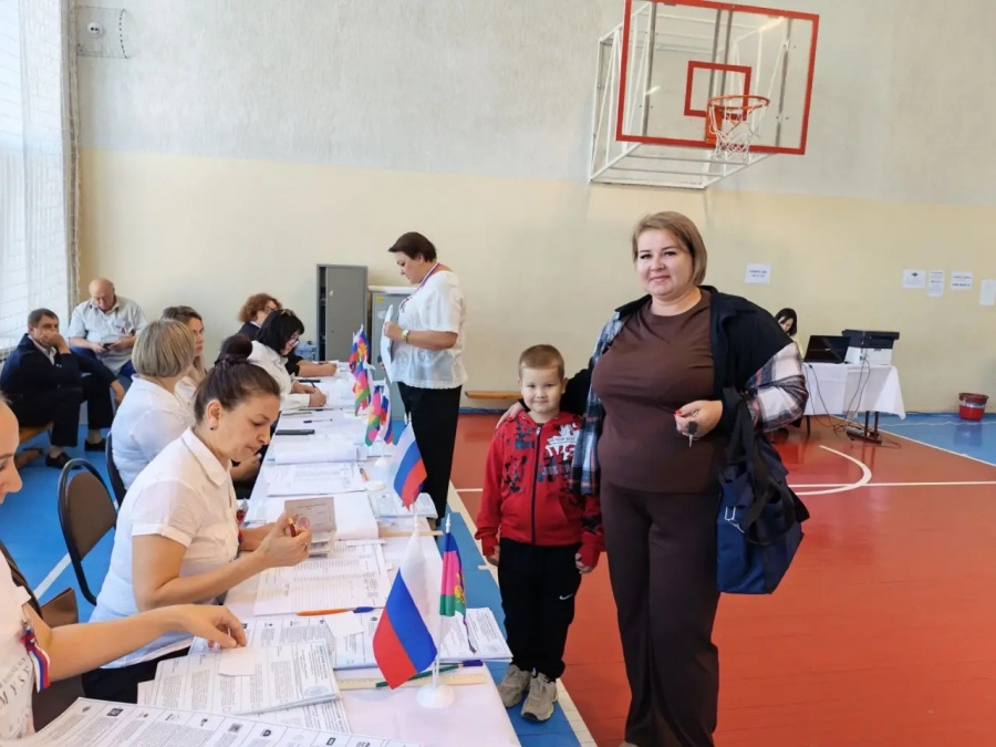 Все 22 избирательных участка Староминского района открылись для голосования избирателей!