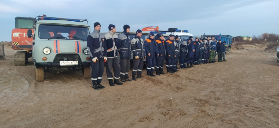 На уборке пляжей Анапы увеличили количество людей и техники