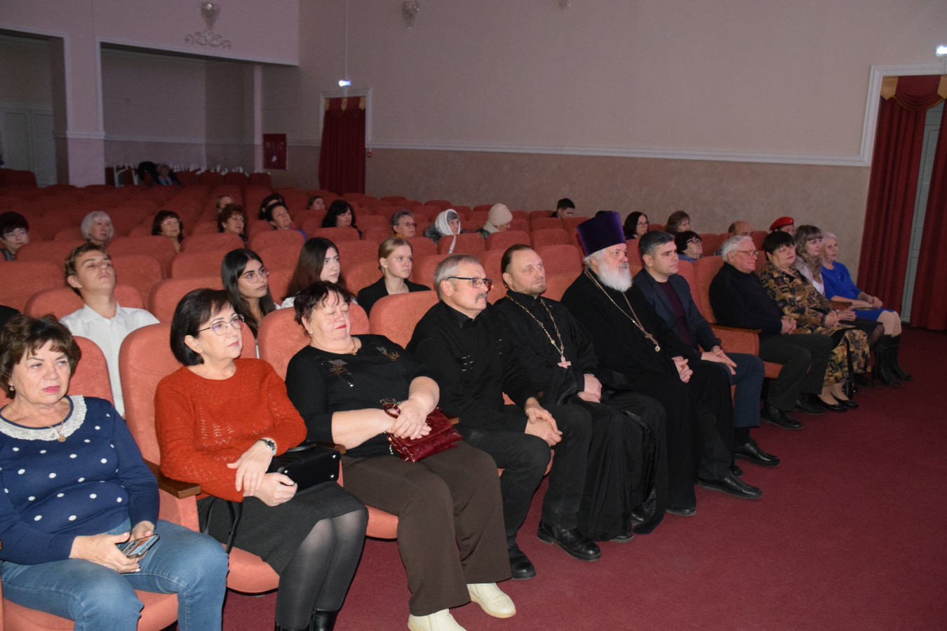 Сердца,полные помощи 