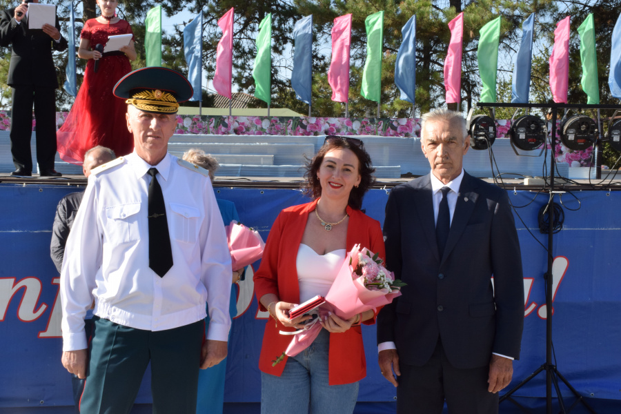 В парке прошло торжественное мероприятие,посвящённое  Дню Староминского района и станицы Староминской.