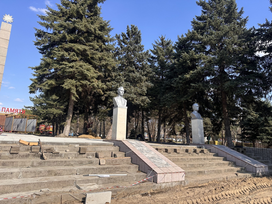  Благоустройство мемориального комплекса