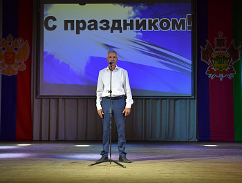 В РДК сегодня было отмечено сразу три важных события — День физкультурника, День строителя и День железнодорожника.