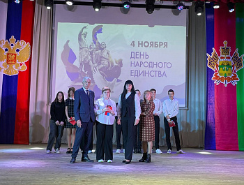 МЫ — ГРАЖДАНЕ РОССИИ