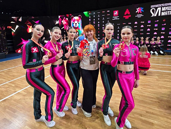 Московский Международный фестиваль по фитнес-аэробике "Мишка и Матрёшка" и Всероссийские соревнования.