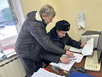 Сотрудники Госавтоинспекции Староминского района провели рабочую встречу с водителями автобусов, перевозящих детей