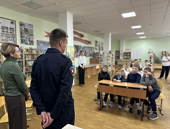 Сотрудники Госавтоинспекции Староминского района совместно с общественниками провели мероприятия, посвященные Всемирному дню ребенка