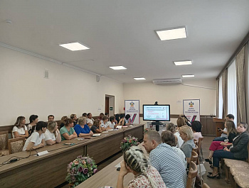С 25 августа члены УИК Староминского района проходят второй этап обучения малыми группами
