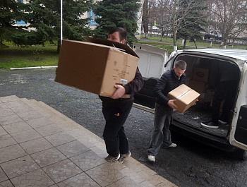 Осуществили доставку гуманитарной помощи в  г. Геническ