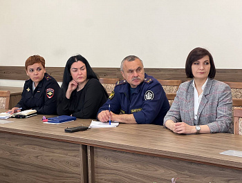 Состоялось краевое расширенное планерное совещание в режиме видеоконференцсвязи по вопросу взаимодействия избирательных комиссий с территориальными органами власти и местными администрациями при регистрации (учете) избирателей, участников референдума