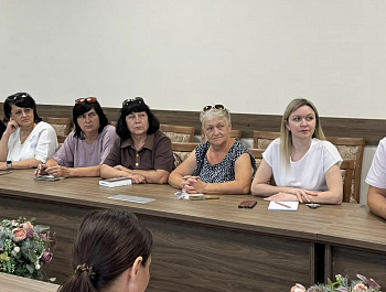  В Староминском районе стартовало обучение координаторов и обходчиков участковых избирательных комиссий по реализации проекта адресного информирования избирателей о предстоящих выборах депутатов Государственной Думы Федерального Собрания Российской Федера