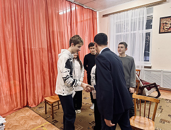 С рабочим визитом Дом детского творчества посетил ИО главы района Алексей Кияшко