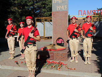 Помним героев!