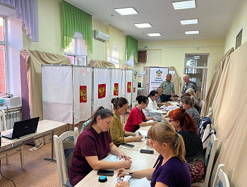 Участковые избирательные комиссии проводят последние приготовления к первому дню голосования