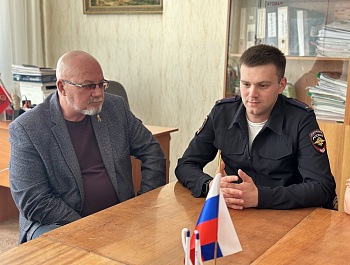 Госавтоинспекторы Староминского района провели комплекс мероприятий по факту ДТП с участием несовершеннолетнего в одной из школ отдаленного населенного пункта