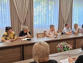 В Староминском районе завершился цикл обучающих мероприятий для членов участковых комиссий, которые будут осуществлять адресное информирование избирателей