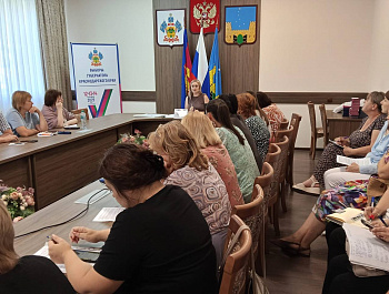 В Староминском районе завершился цикл обучающих мероприятий для членов участковых комиссий, которые будут осуществлять адресное информирование избирателей