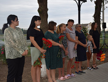  Памятное мероприятие, посвященное установке пилонов участникам СВО, прошло в хуторе Ясени. 