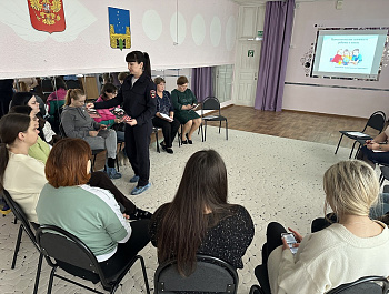 Сотрудники Госавтоинспекции Староминского района напомнили родителям будущих первоклассников о безопасности детей на дороге