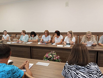 В Староминском районе завершился цикл обучающих мероприятий для членов участковых комиссий, которые будут осуществлять адресное информирование избирателей