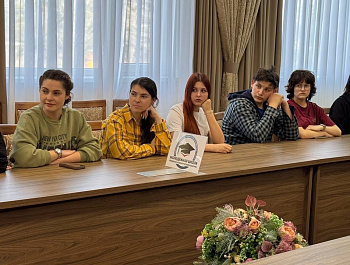 В Молодежной школе правовой и политической культуры проходят лекционные занятия
